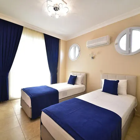 Alya Uezuemlue Fethiye